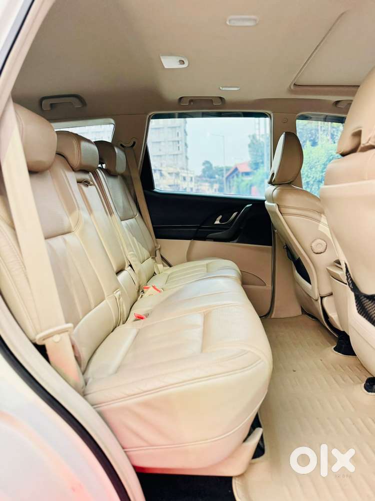 Mahindra Xuv500 W10 Awd, 2016, Diesel