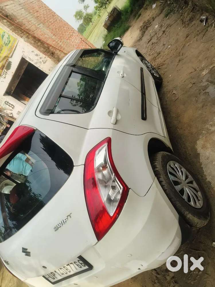 Maruti Suzuki Swift 2016 Petrol 135015 Km Driven