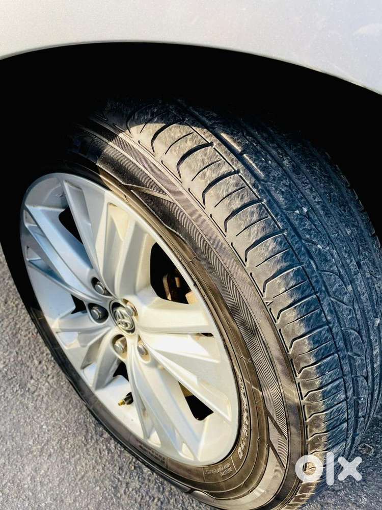 Toyota Innova Crysta 2019 Diesel 150000 Km Driven