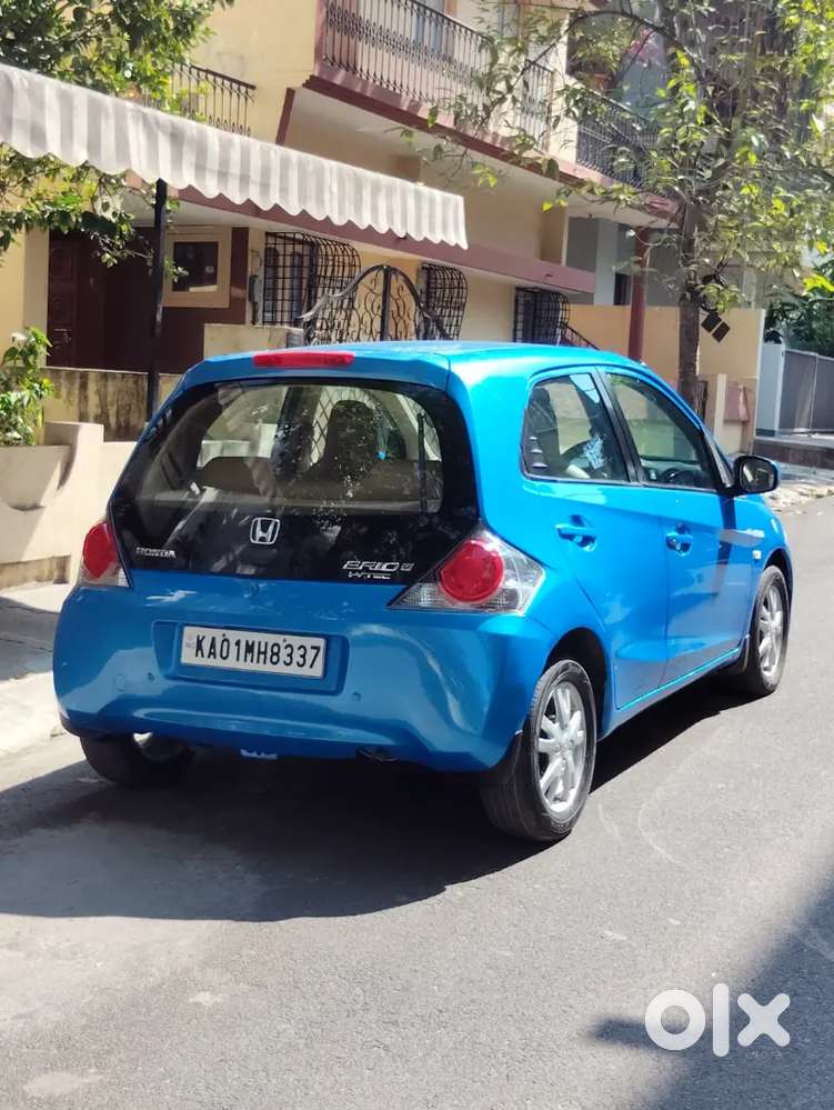  Honda Brio 2012 – Petrol  Manual  2nd Owner  95,000 Km