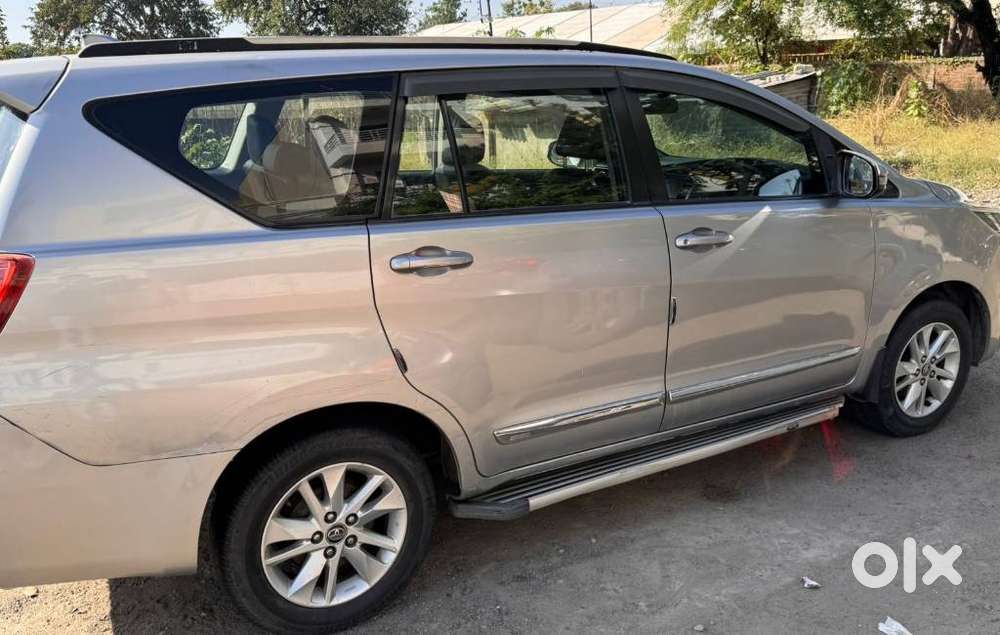 Toyota Innova Crysta [2020-ongoing] 2.7 Gx Mt 8 Str, 2018, Diesel