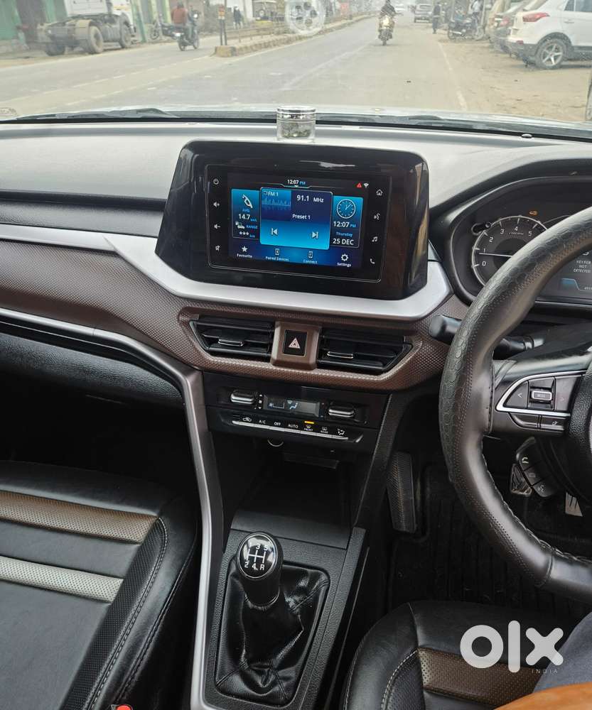 Maruti Suzuki Brezza Zxi Plus Smart Hybrid, 2023, Petrol
