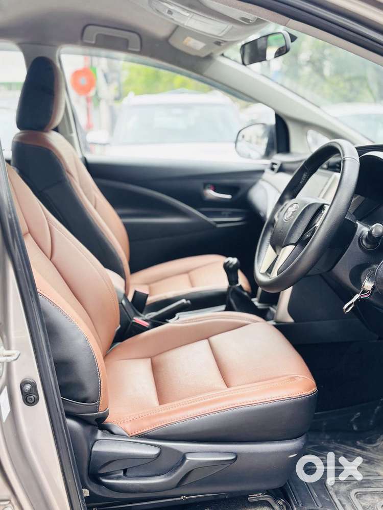 Toyota Innova Crysta 2.4 G Plus Mt 7 Str, 2021, Diesel