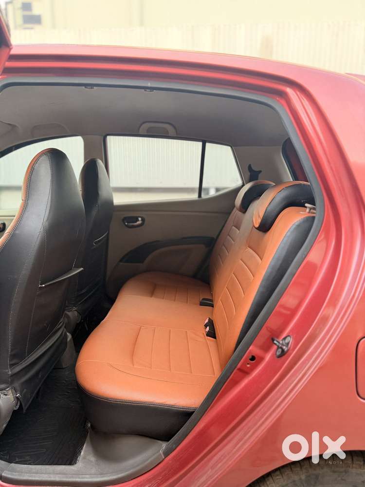 Hyundai I10 Sportz At, 2011, Petrol