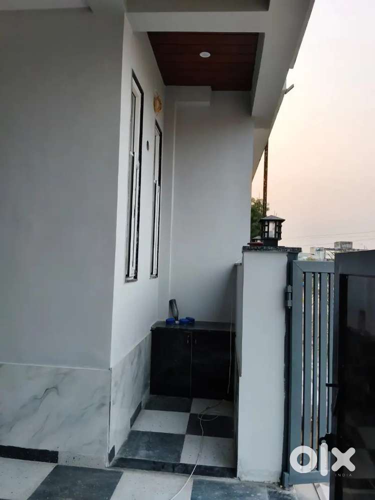 20 Lakh M Makaan Kalwar Road Pe