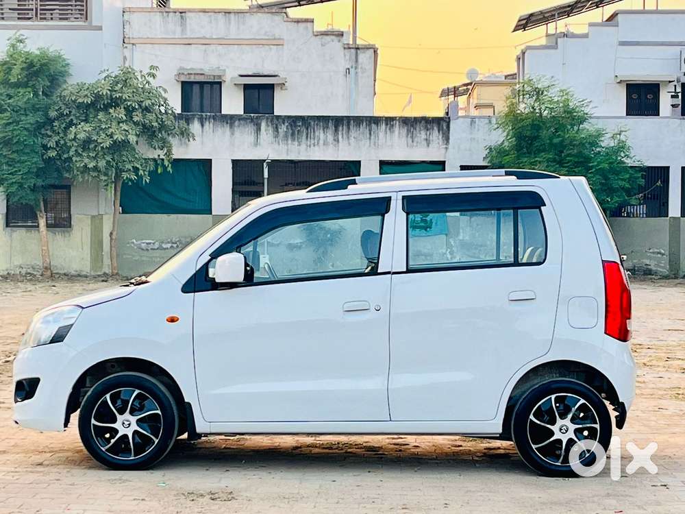 Maruti Suzuki Wagon R Vxi 1.2, 2017, Petrol