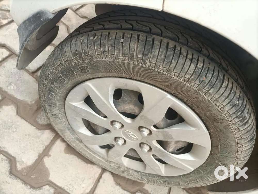 Hyundai Eon Magna+ 2016 Petrol Manual