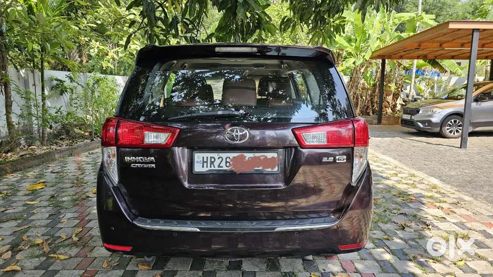 Toyota Innova Crysta 2.8 G 2020