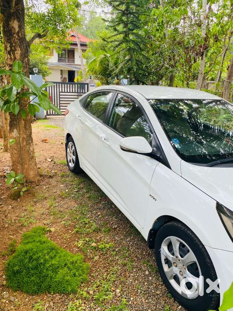 2011 Hyundai Verna Petrol  Excellent Condition  100198 Km