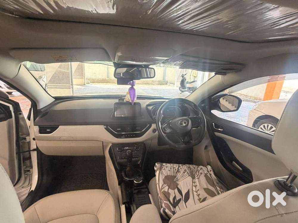 Tata Nexon 2024 Petrol 42000 Km Driven