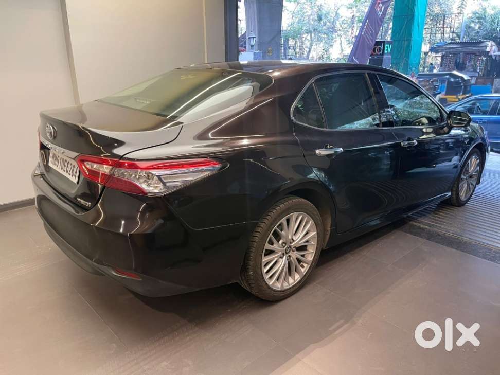 Toyota Camry Hybrid, 2019, Petrol