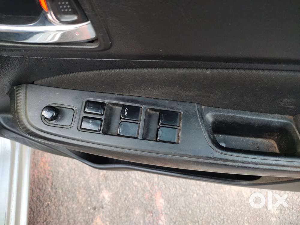 Maruti Suzuki Swift 1.2 Vxi (o), 2020, Petrol