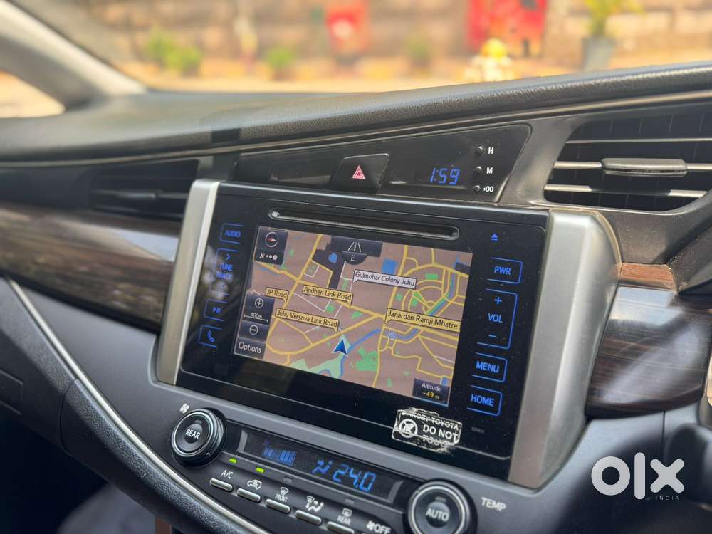 Toyota Innova Crysta 2.8z Automatic, 2017, Diesel