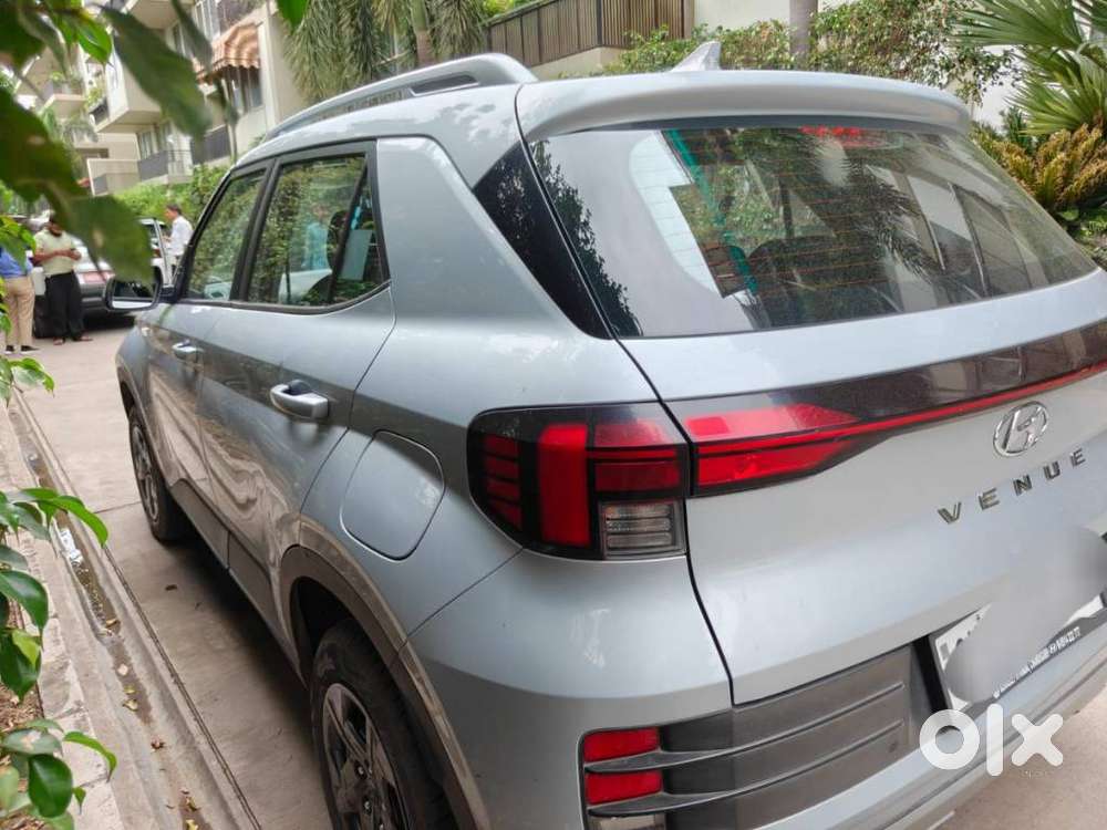 Hyundai Venue 1.2 S (o), 2023, Petrol