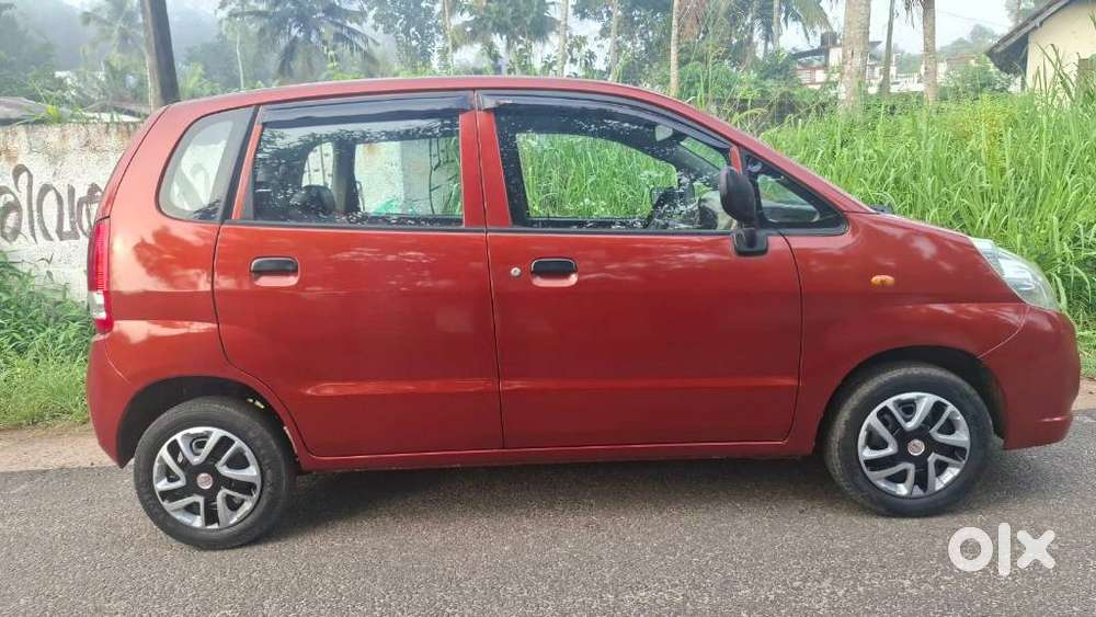 Maruti Suzuki Zen Estilo Lxi Bs Iv, 2011, Petrol