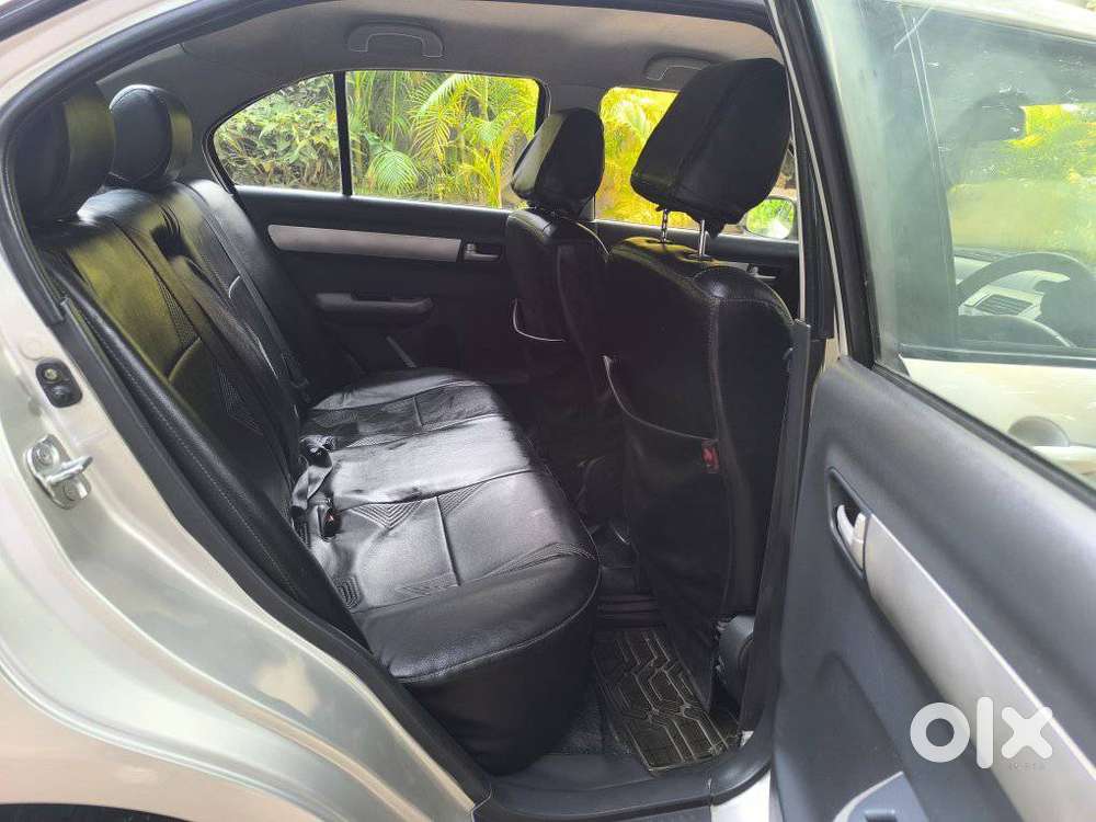 Maruti Suzuki Swift Dzire 1.2 Vxi Bsiv, 2011, Petrol