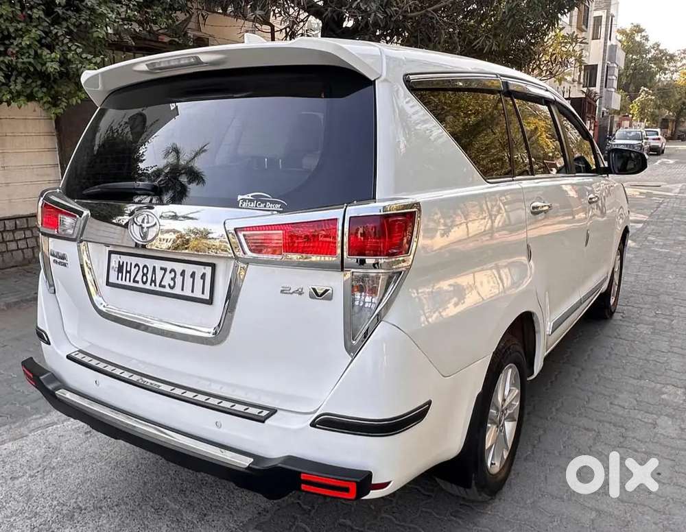 Toyota Innova Crysta 2017 Diesel Manual