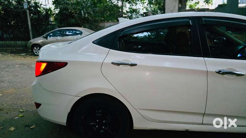 Hyundai Verna Petrol 2017 Car