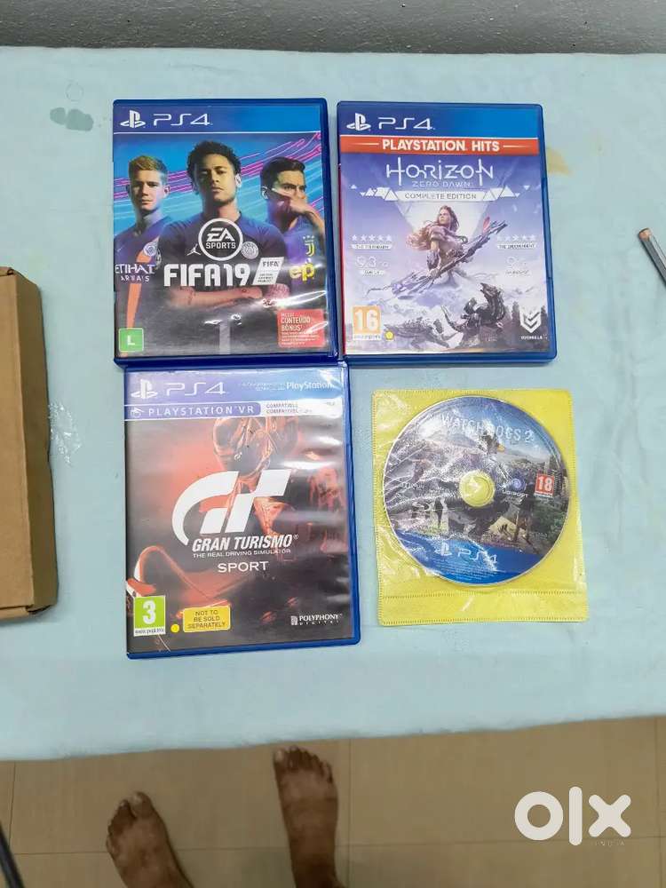 PS4 games  500 each ( fifa, horizon sold )