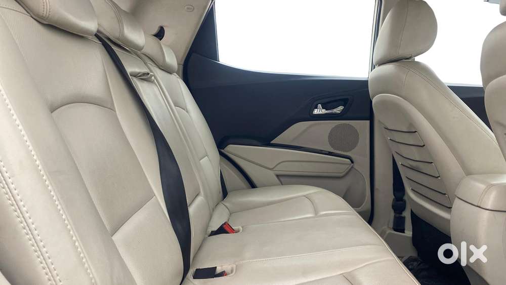 Mahindra Xuv300 W8 Option Diesel, 2021, Diesel