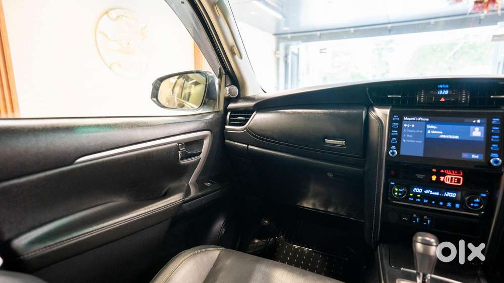 Toyota Fortuner 4x2 Mt 2.7 Petrol, 2024, Petrol