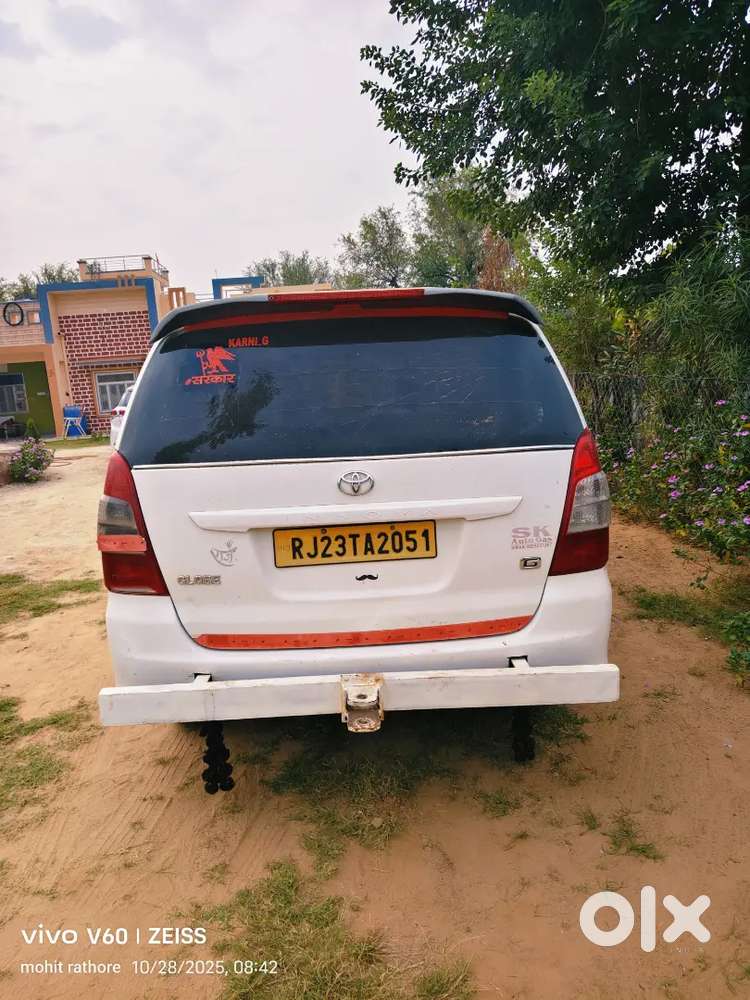 Toyota Innova 2013 Diesel 200000 Km Driven Power Window , Good Conditi