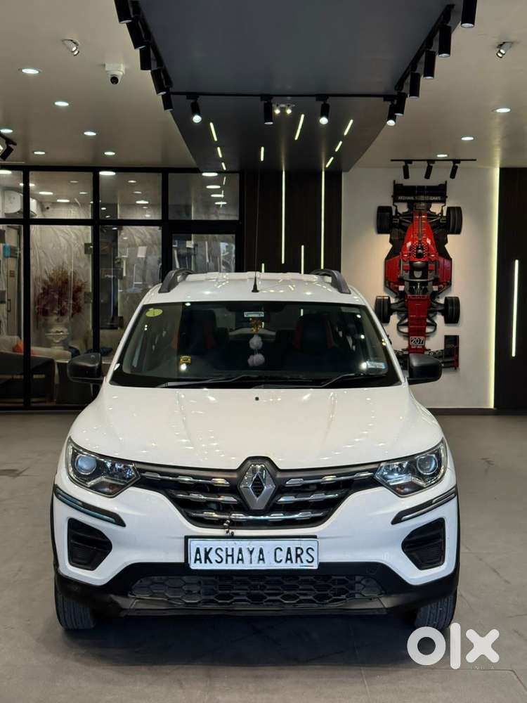 Renault Triber Rxl, 2022, Petrol