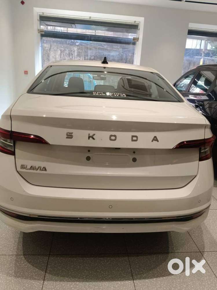 Skoda Slavia, 2025, Petrol