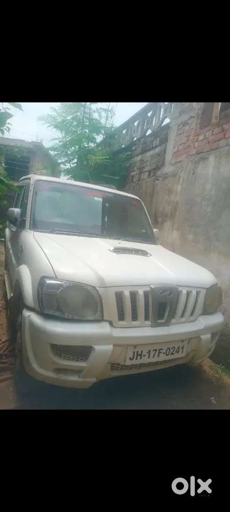 Mahindra Scorpio 2006