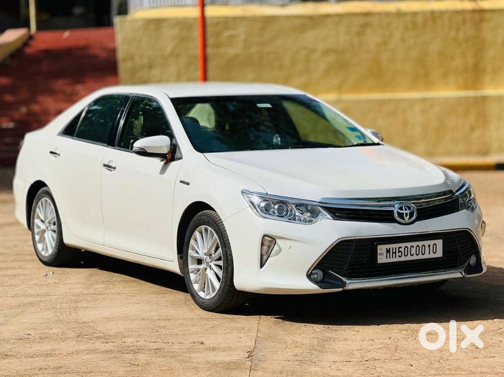 Toyota Camry Hybrid 2.5, 2015, Petrol