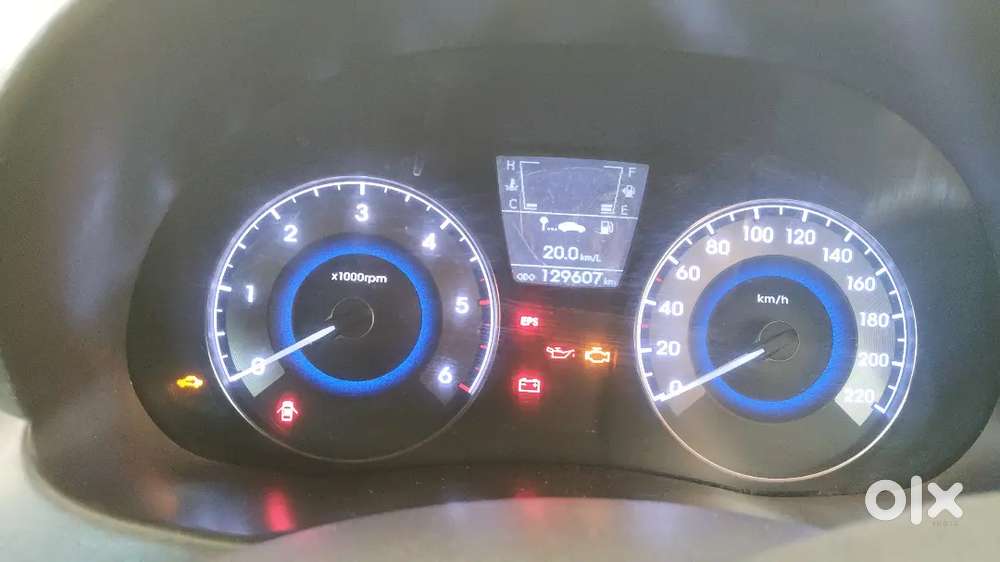 Hyundai Veran 30/10/2013 Top Model Good Condition