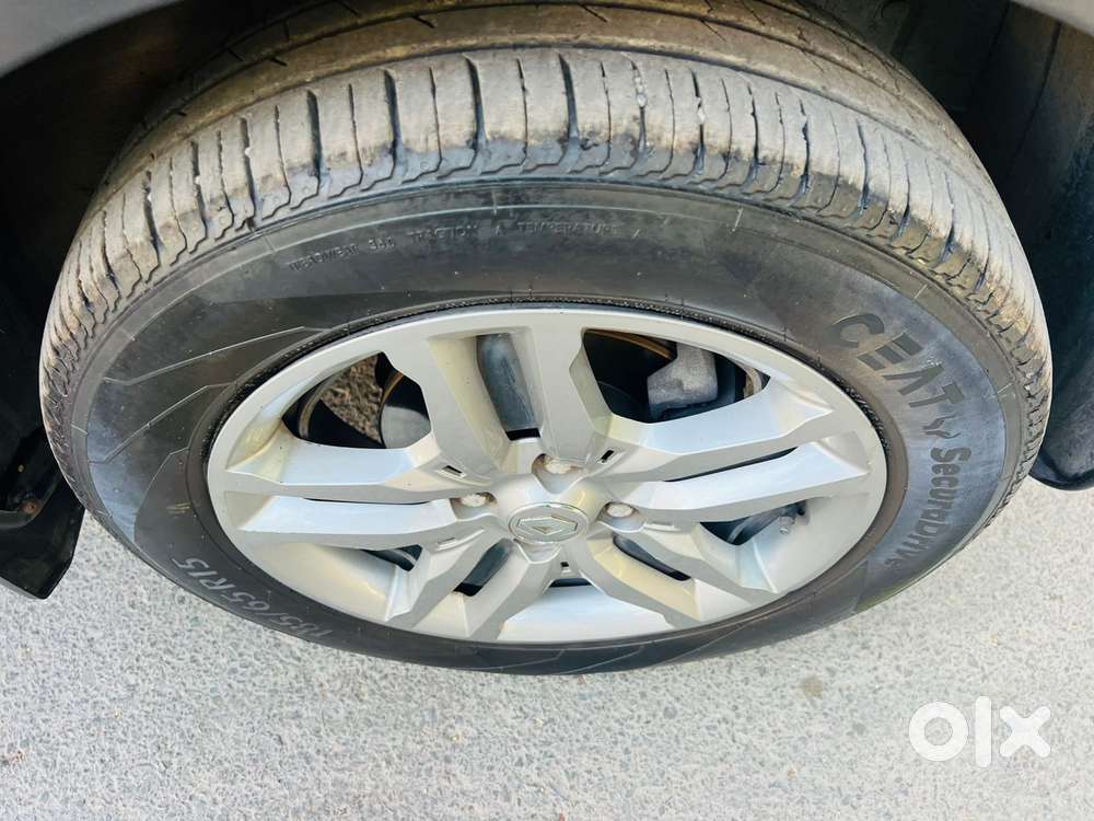 Renault Triber Rxz, 2021, Petrol