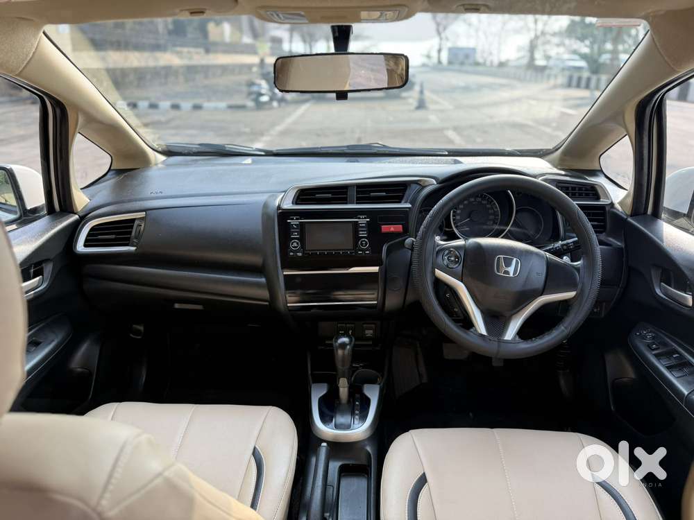 Honda Jazz V Cvt, 2015, Petrol