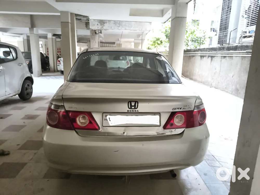 Well-maintained Honda City Zx 2006 Manual  Gj-06 Passing