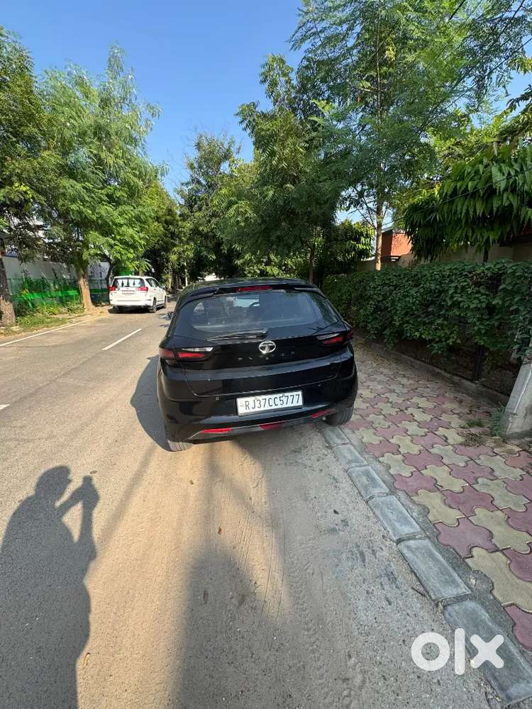 Tata Altroz Dark 2021 Petrol8