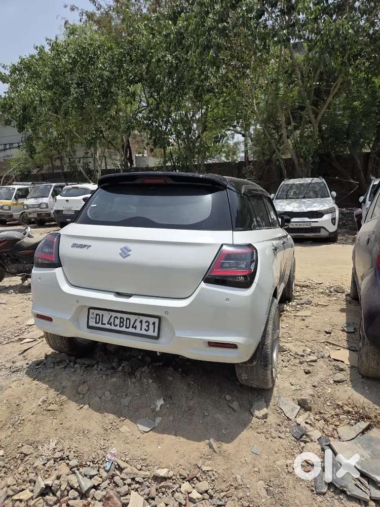 Maruti Suzuki New-gen Swift 2024 Petrol 11000 Km Driven