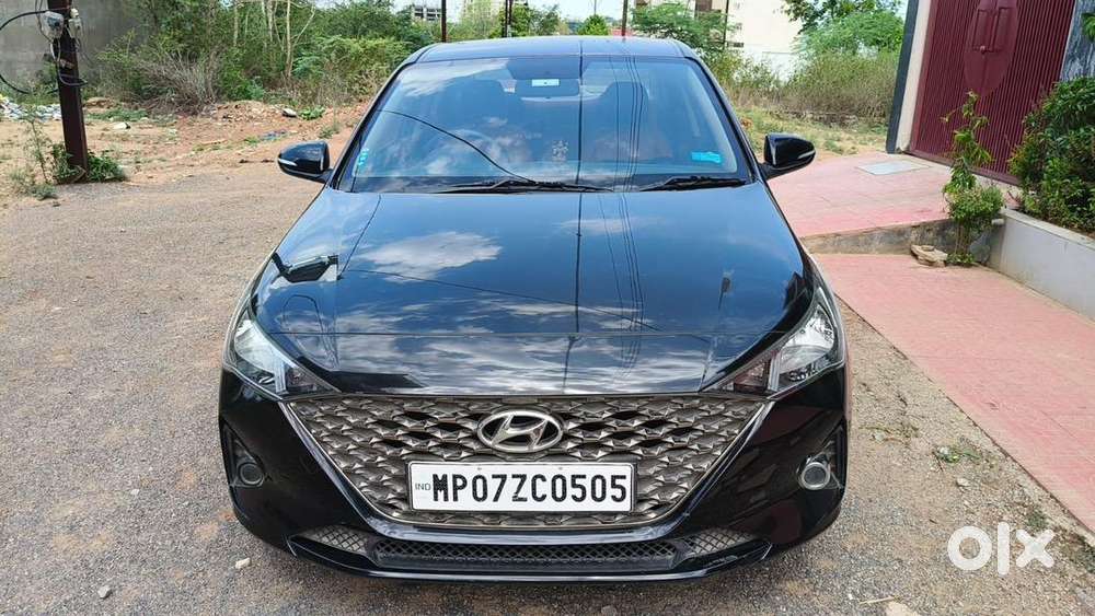 Hyundai Verna 2023 Petrol 21000 Km Driven