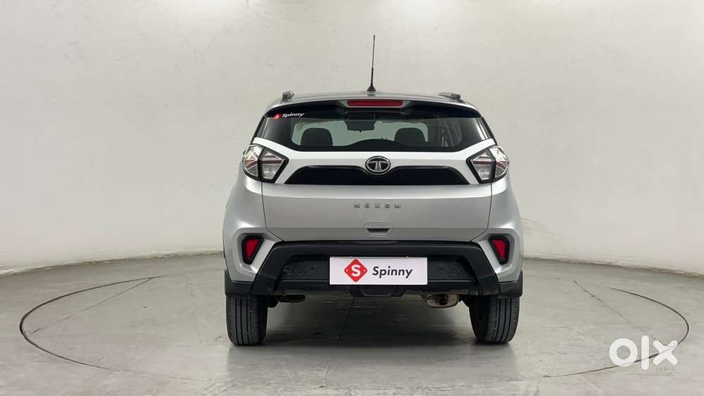 Tata Nexon 1.2 Revotron Xma Amt (s), 2021, Petrol