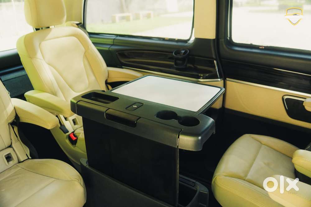 Mercedes-benz V-class 2.1 220 Expression Diesel At, 2019, Diesel