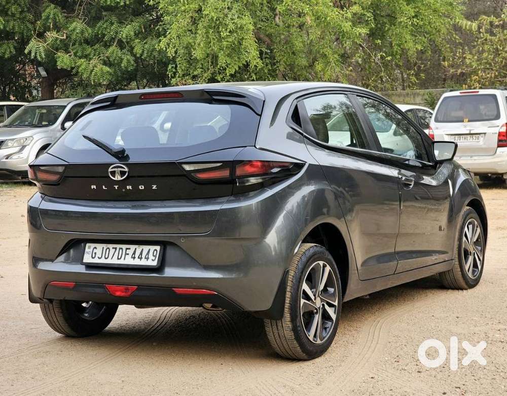 Tata Altroz Xz Plus (s), 2023, Petrol