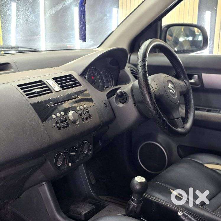 Maruti Suzuki Dzire 1.2 Vxi, 2010, Petrol