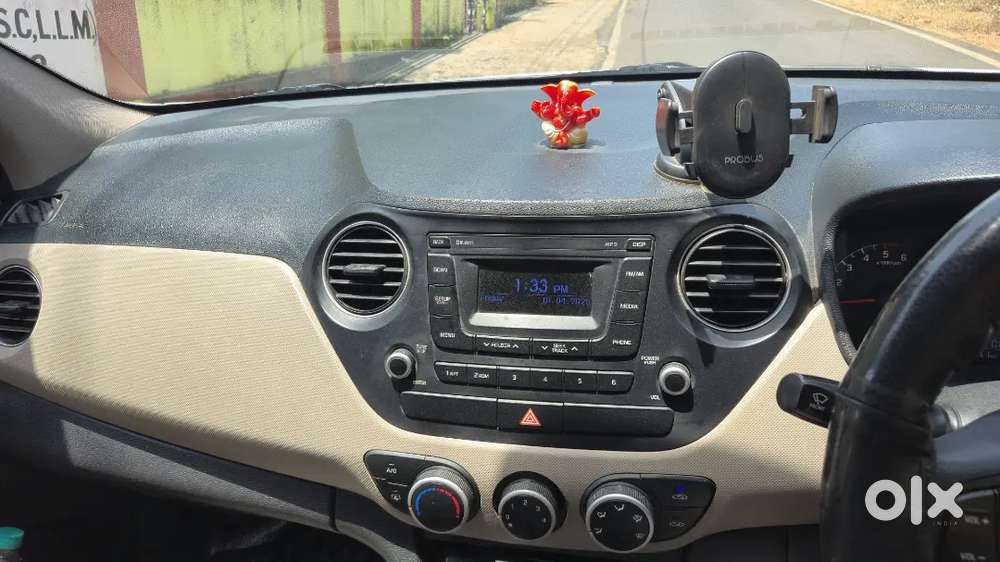 Hyundai Xcent 2016 Diesel Sx  Well Maintained Doctor Driven