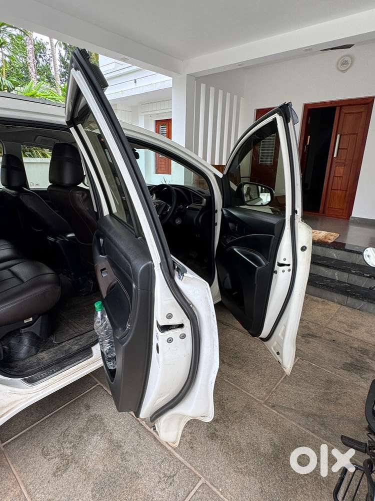Toyota Innova Crysta Automatic