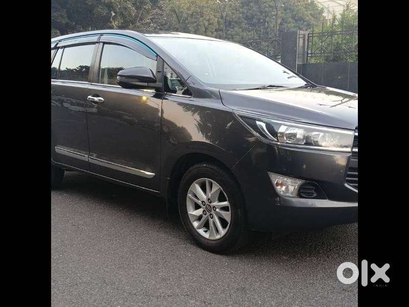 Toyota Innova Crysta 2.7 Gx At, 2019, Diesel