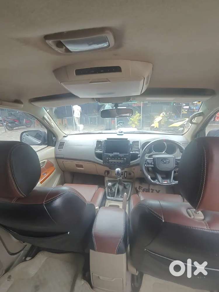 Toyota Fortuner Diesel 2009 Original Kerala