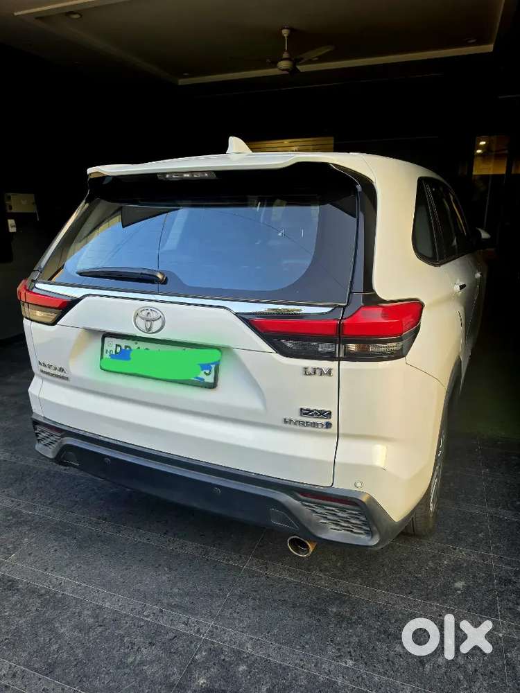 Toyota Innova Hycross 2024 Hybrid