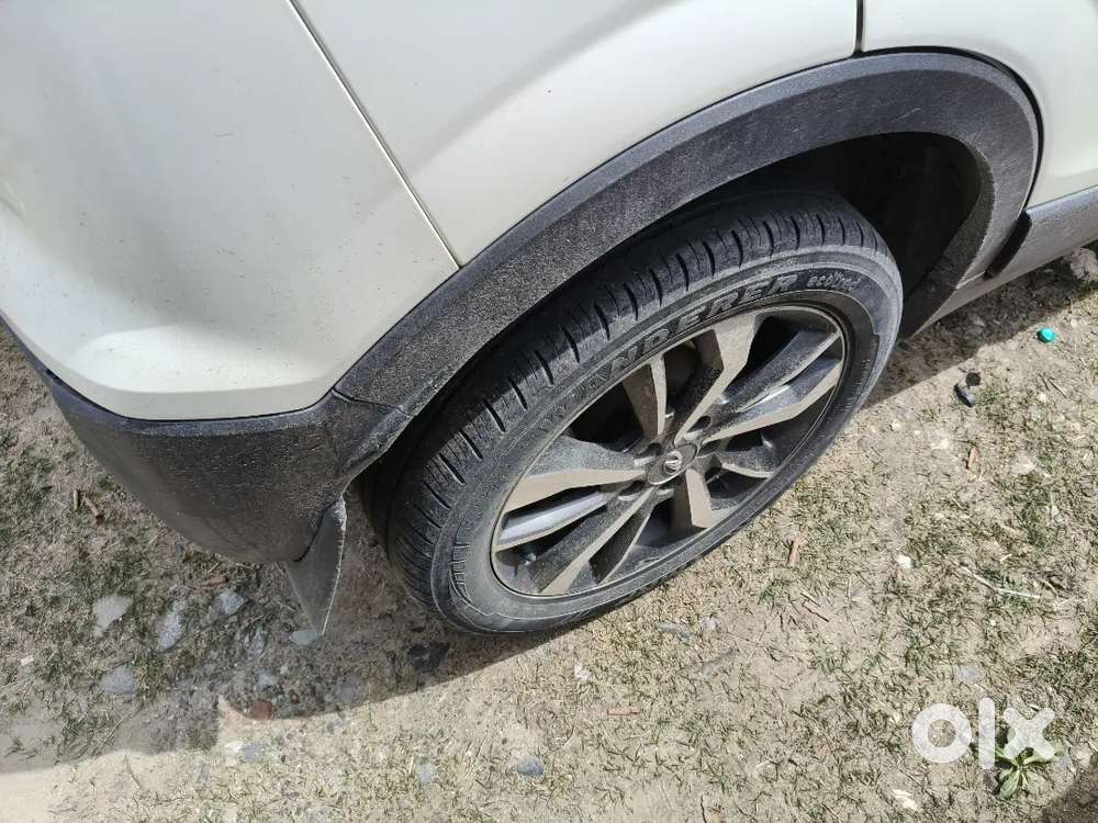 Mahindra Xuv300 2022 Diesel 61000 Km Driven