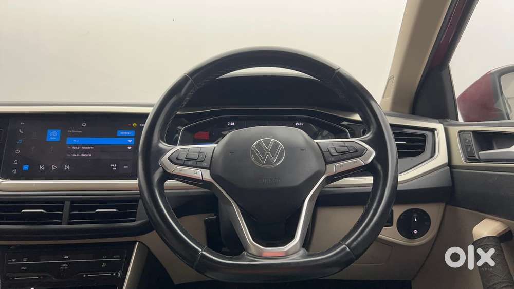Volkswagen Virtus 1.0 Topline Tsi At, 2022, Petrol
