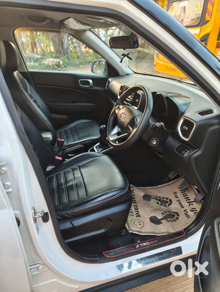 Hyundai Venue S, 2022, Petrol