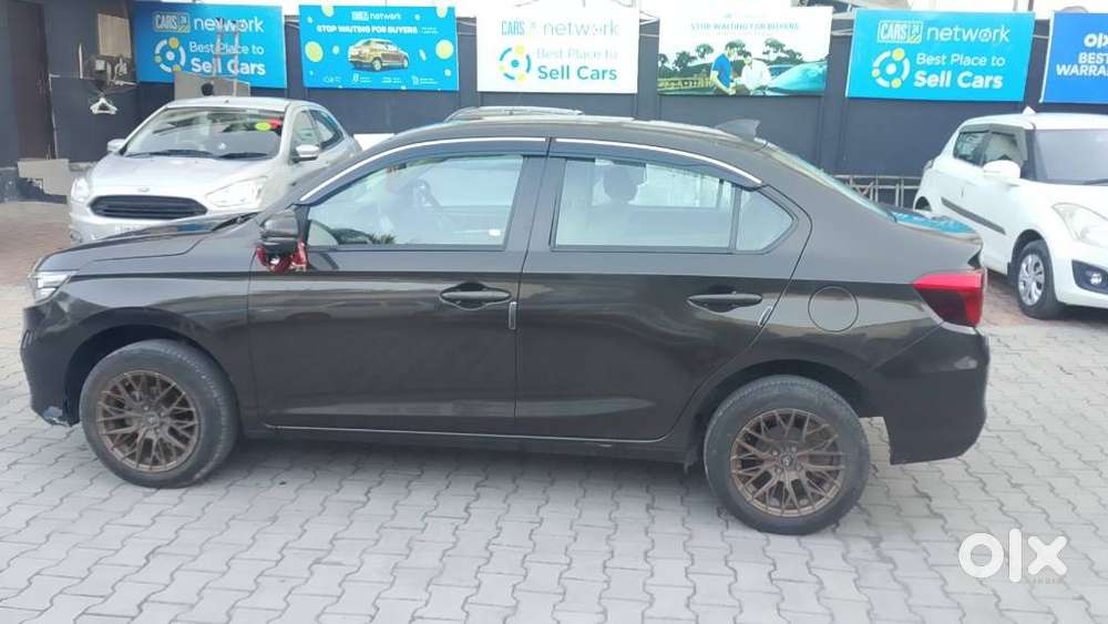 Honda Amaze, 2022, Petrol